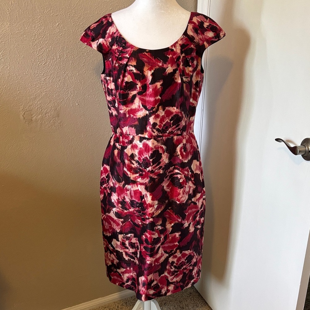clear out!! Alex Marie Red and Black Floral Midi Dress size 6